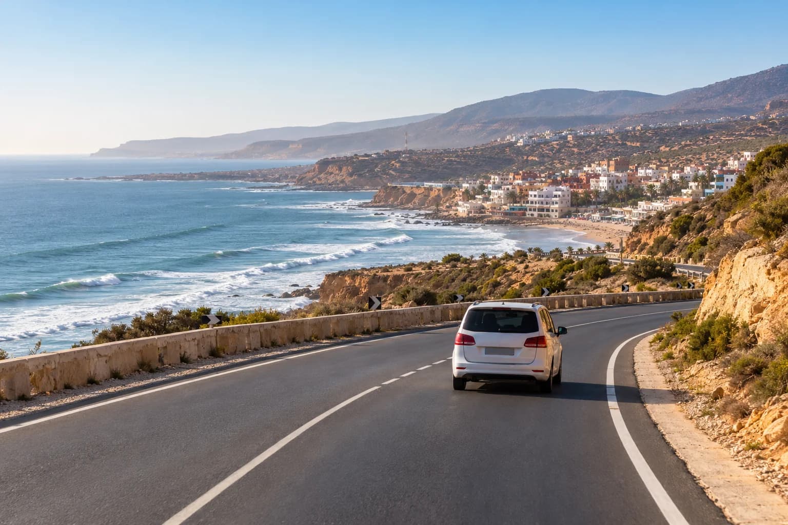 Como ir de Agadir para Taghazout: Autocarro 32, Táxi ou Transfer Privado